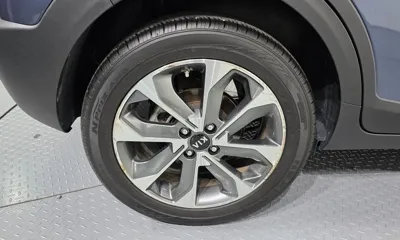 Kia Stonic 2018, 143098 км, за 6432.98 USD