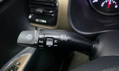 Kia Stonic 2018, 143098 км, за 6432.98 USD - фото 18