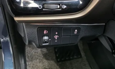 Kia Stonic 2018, 143098 км, за 6432.98 USD - фото 28