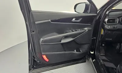 Kia Sorento 2019, 151125 км, за 8205.33 USD - фото 24