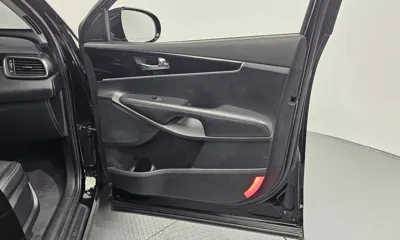 Kia Sorento 2019, 151125 км, за 8205.33 USD - фото 25
