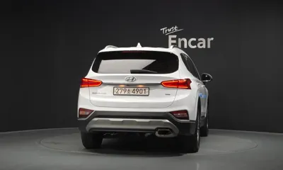 Hyundai Santafe 2020, 119923 км, за 10939.63 USD