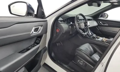 Land Rover Range Rover Velar 2022, 35912 км, за 40728.44 USD - фото 10