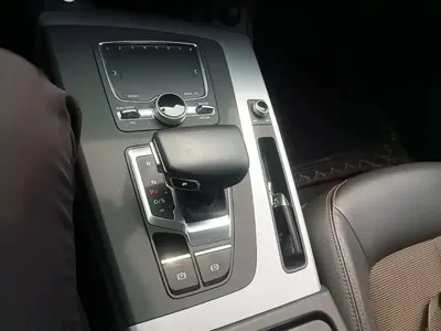 Audi Q5L 2019, 63700 км, за 18966.67 USD - фото 14