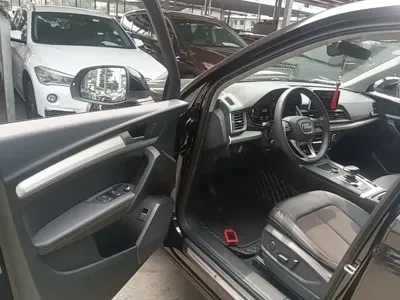 Audi Q5L 2019, 63700 км, за 18966.67 USD - фото 16