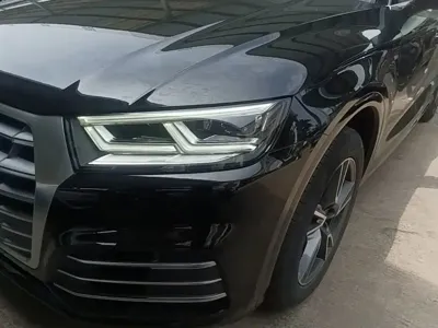 Audi Q5L 2019, 63700 км, за 18966.67 USD - фото 24