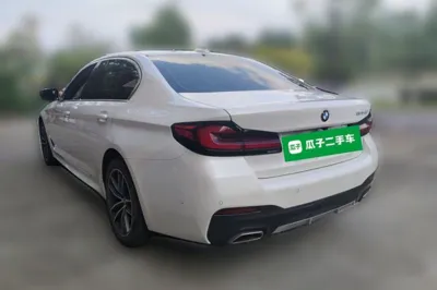 BMW 5 Series 2022, 25299 км, за 37316 USD