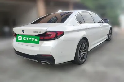 BMW 5 Series 2022, 25299 км, за 37316 USD - фото 6