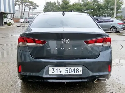 Hyundai Sonata 2018, 110578 км, за 4228.02 USD