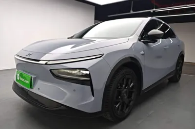 Xpeng G7 · 2025 год