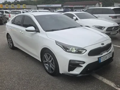 Kia K3 2021, 93576 км, за 8905.93 USD