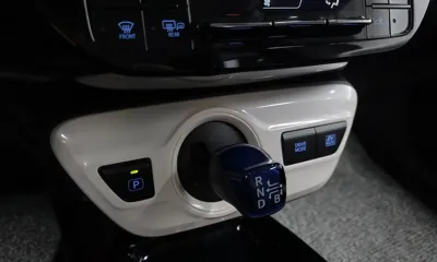 Toyota Prius 2018, 94365 км, за 8526.98 USD - фото 9