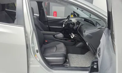 Toyota Prius 2018, 94365 км, за 8526.98 USD - фото 11