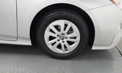 Toyota Prius 2018, 94365 км, за 8526.98 USD - фото 21