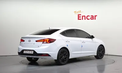 Hyundai Avante 2019, 55881 км, за 6830.61 USD