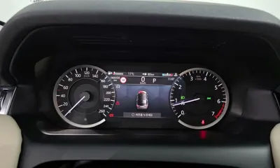 Land Rover Discovery Sport 2022, 66030 км, за 18983.18 USD - фото 8