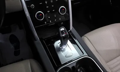 Land Rover Discovery Sport 2022, 66030 км, за 18983.18 USD - фото 9