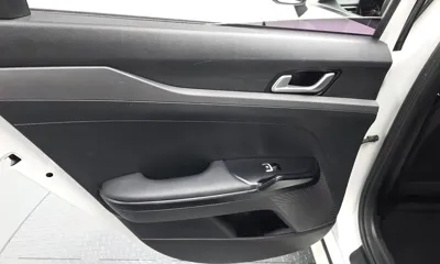 Kia K5 2021, 145555 км, за 7729.31 USD - фото 25