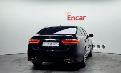 Kia K9 2015, 166633 км, за 6140.94 USD