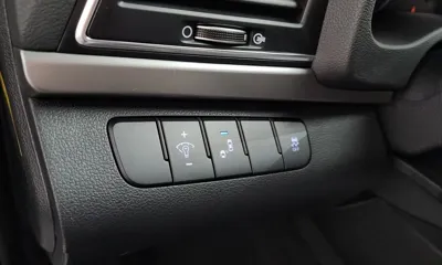 Hyundai Avante 2018, 40673 км, за 8595.43 USD - фото 27