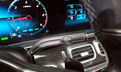 Mercedes-Benz GLE-Class 2023, 99007 км, за 42946.81 USD - фото 9