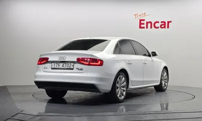 Audi A4 2015, 48069 км, за 6541.13 USD