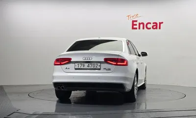 Audi A4 2015, 48069 км, за 6541.13 USD