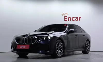 BMW 5-Series · 2025 год