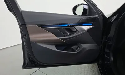 BMW 5-Series 2025, 9295 км, за 43743.08 USD - фото 24