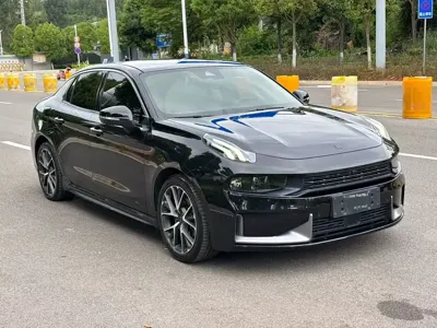 Lynk & Co 03 2020, 130000 км, за 6852.13 USD