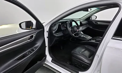 Hyundai Grandeur 2022, 125857 км, за 11823.43 USD - фото 10