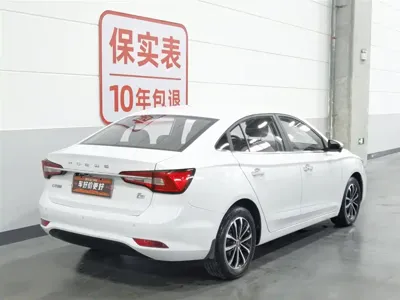 Roewe i5 2019, 52600 км, за 3501.05 USD