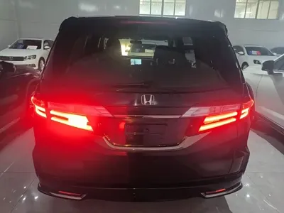 Honda Odyssey 2020, 57800 км, за 16343.12 USD - фото 6