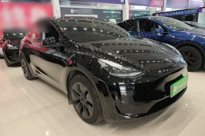 Tesla Model Y 2023, 72500 км, за 27866 USD