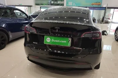 Tesla Model Y 2023, 72500 км, за 27866 USD