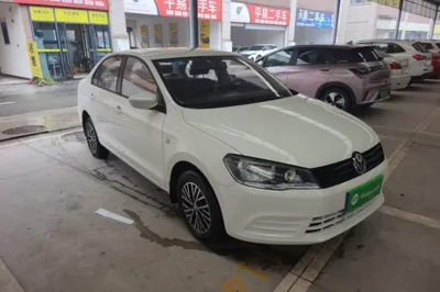 Volkswagen Jetta 2015, 145700 км, за 4626 USD