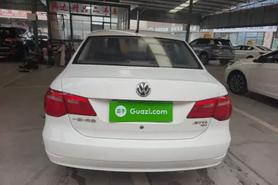 Volkswagen Jetta 2015, 145700 км, за 4626 USD