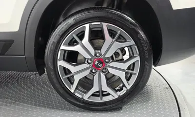 Kia Seltos 2022, 49576 км, за 13981.88 USD - фото 21