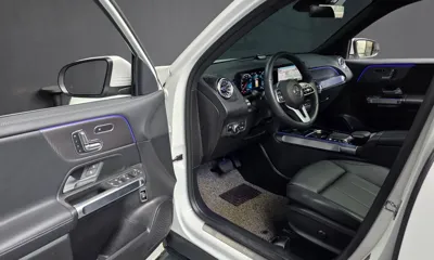 Mercedes-Benz GLB-Class 2021, 29100 км, за 21290.39 USD - фото 10