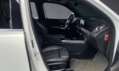 Mercedes-Benz GLB-Class 2021, 29100 км, за 21290.39 USD - фото 11