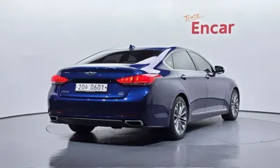 Hyundai Genesis 2016, 138474 км, за 7816.6 USD
