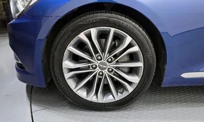 Hyundai Genesis 2016, 138474 км, за 7816.6 USD