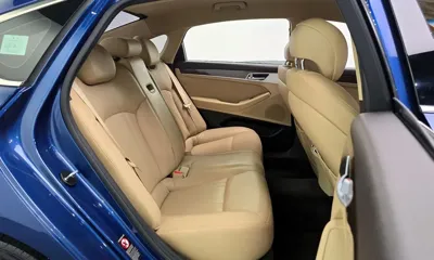 Hyundai Genesis 2016, 138474 км, за 7816.6 USD - фото 12