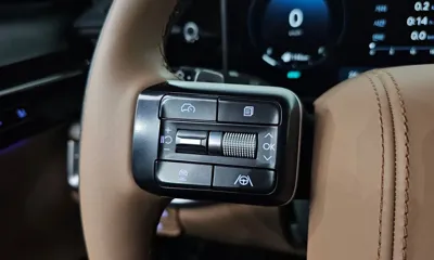 Hyundai Grandeur 2023, 47833 км, за 21333.86 USD - фото 31