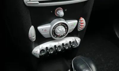MINI Clubman 2010, 78750 км, за 2317.88 USD - фото 15