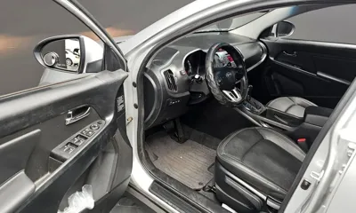 Kia Sportage 2011, 81792 км, за 2907.17 USD - фото 12