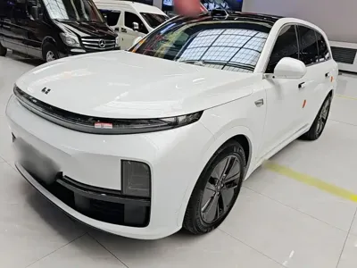 Li Auto Li L7 2025, 9100 км, за 36741.49 USD