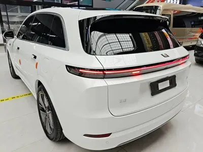 Li Auto Li L7 2025, 9100 км, за 36741.49 USD