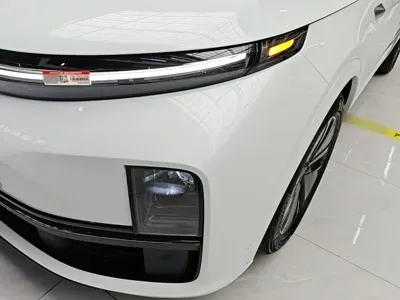 Li Auto Li L7 2025, 9100 км, за 36741.49 USD - фото 24