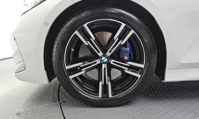 BMW 3-Series 2024, 15352 км, за 65000.3 USD